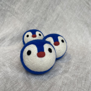 Blue Penguin Felt Dryer Ball