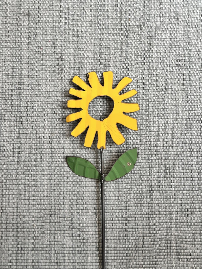 Full Bloom Metal Sunflower