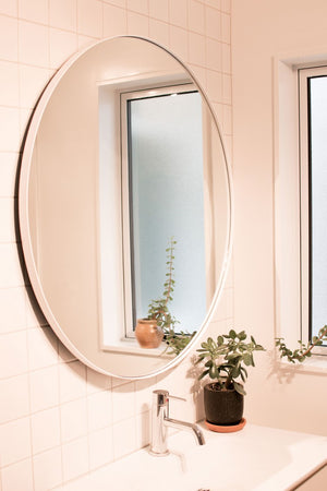 Outline Round Wall Mirror